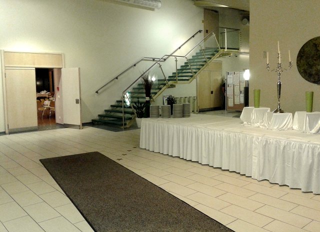 img00004.jpg