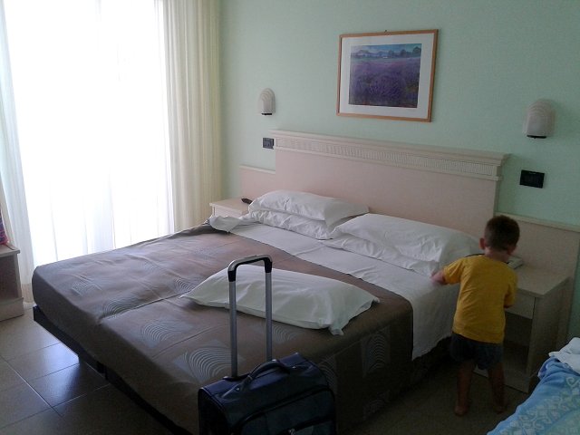 img00001.jpg