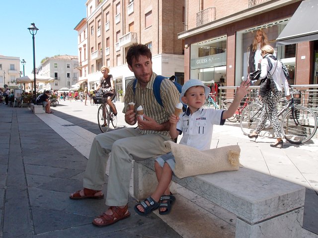 img00002.jpg
