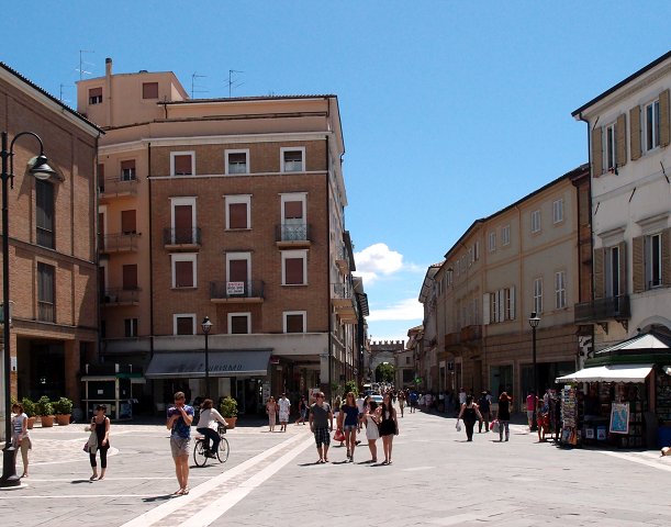 img00003.jpg