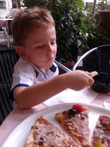 img00032.jpg