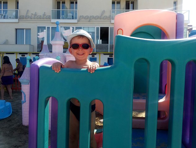 img00014.jpg