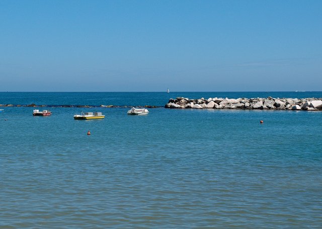 img00007.jpg