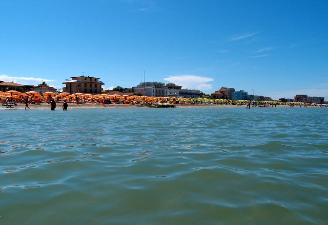 img00017.jpg
