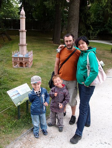 img00008.jpg