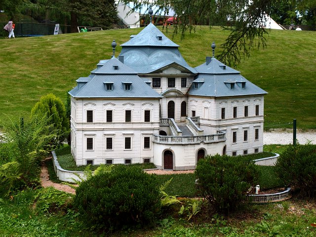 img00036.jpg