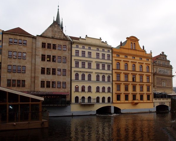 img00011.jpg