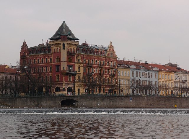 img00020.jpg