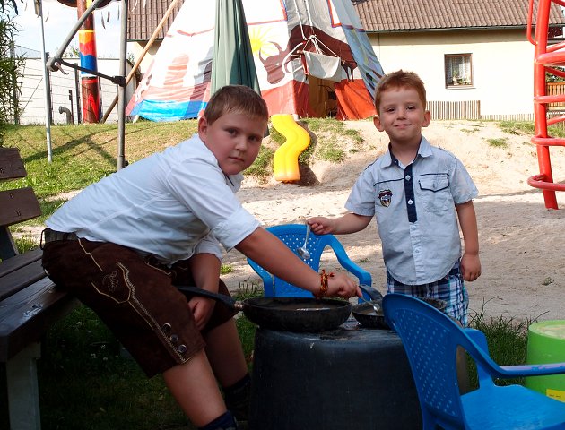 img00022.jpg