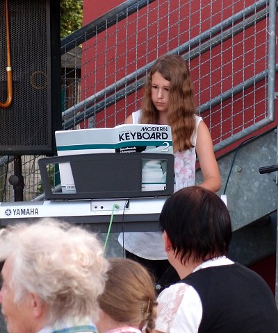 img00025.jpg