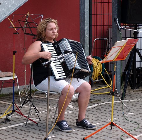 img00032.jpg