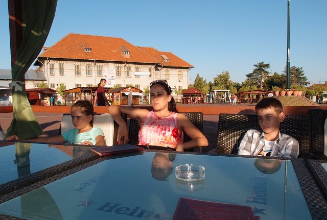 img00012.jpg