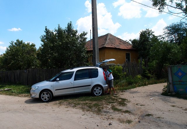 img00004.jpg