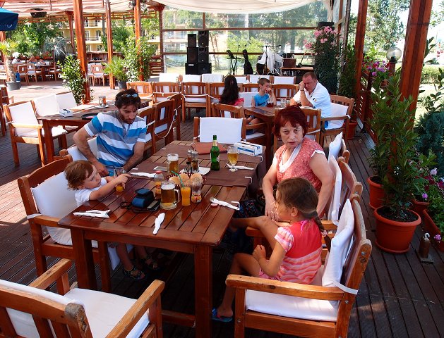img00004.jpg