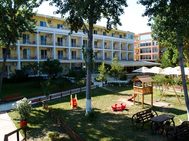 img00017.jpg