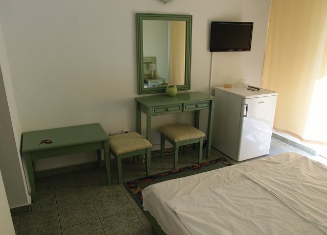 img00090.jpg