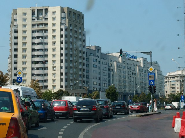 img00018.jpg