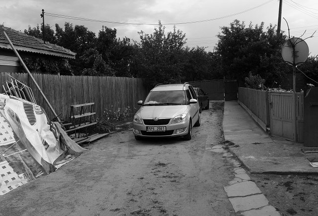 img00019.jpg
