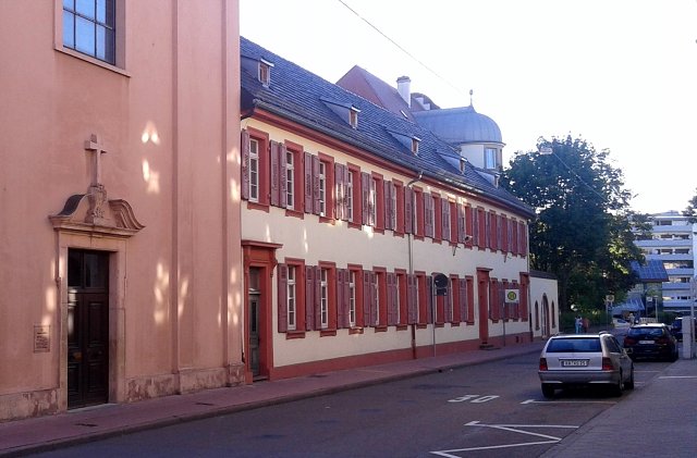 img00007.jpg