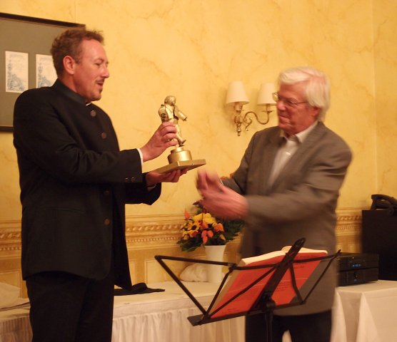 img00038.jpg